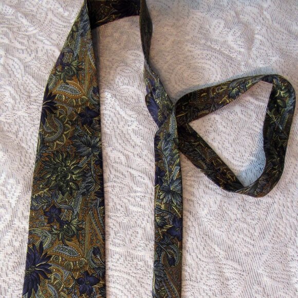 Pierre Cardin Men Silk Tie, Floral - Picture 5 of 7
